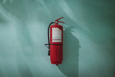 wall, Fire extinguisher, various, fire, red, no people, green color, accidents and disasters, old-fashioned, day, wall - building feature, emergency equipment, indoors, healthcare and medicine, single object, hospital, close-up, equipment, hanging, connection, communication, safety, old, 2K