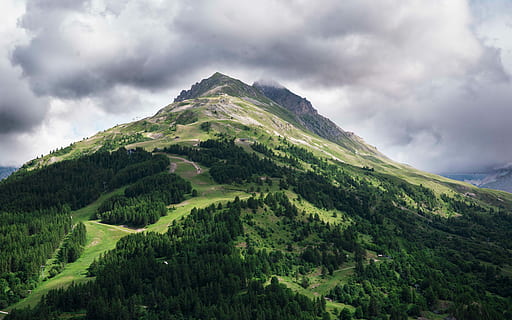 blau, muntanya, skt, arbres, peu, ennuvolat, cel, bosc, núvol, paisatge, moutain, desert, cim, mount, pic, arbre, a l'aire lliure, alpe francès, rural, majestuós, núvol - cel, medi ambient, escenics - natura, bellesa a la natura, color verd, planta, naturalesa, terra, cap gent, tranquil·litat, escena no urbana, escena tranquil·la, tempesta, cim de muntanya, pluja, 5K, CC0, domini públic, lliure de regalies
