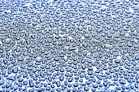 Wassertropfen, Tropfen, fallen, Regen, Regentropfen, Wasser, Hintergrund, Blau, Element, texturiert, Vollbild, Fülle, Hintergründe, große gruppe von gegenständen, abstrakt, keine Leute, Muster, selektiver Fokus, Nahansicht, Glas - Material, drinnen, Textil-, Natur, nass, Tag, Struktureffekt, Kieselstein, Reinheit, 1080P, CC0, gemeinfrei, lizenzfrei