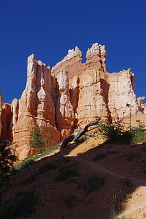 bryce, canyon, rock, formació, penya-segat, nacional, parc, escènic, utah, referència, gres, sud-oest, formació de roca, rock - object, cel, sòlid, geologia, naturalesa, cel clar, cap gent, geografia física, destinacions de viatge, escena tranquil·la, escenics - natura, blau, dia, escena no urbana, tranquil·litat, llum solar, viatjar, bellesa a la natura, erosionat, a l'aire lliure, clima, clima àrid, 4K, CC0, domini públic, lliure de regalies