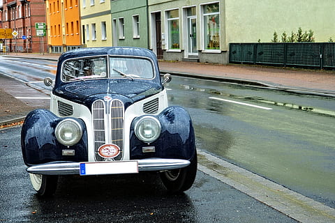 auto, vecchio, storicamente, vecchi tempi, ddr, EMW, emw 327, classico, vecchia macchina, veicolo, emw327, Il motore eisenacher funziona, strada, esterno dell'edificio, mezzi di trasporto, città, all'aperto, modo di trasporto, veicolo terrestre, architettura, veicolo a motore, struttura costruita, in stile retrò, macchina vintage, giorno, stazionario, costruzione, nessuno, viaggio, in movimento, Vintage ▾, lusso, 5K, CC0, dominio pubblico, privo di copyright
