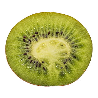 kiwi, fruita, la meitat, tall, fresc, verd, sucós, autònom, incisió, tir de l'estudi, alimentació saludable, menjar i beguda, menjar, benestar, fons blanc, frescor, a l'interior, color verd, natura morta, tallar, llavor, cap gent, primer pla, secció transversal, madur, 1080P, CC0, domini públic, lliure de regalies