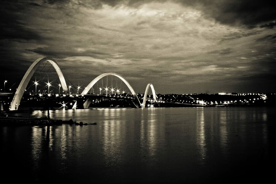 tercer pont, jk, brasilia, pont, blau, cel, Brasil, ulleres de protecció, paisatge, naturalesa, horitzó, llac, pont - estructura feta per l'home, núvol - cel, aigua, arquitectura, a l'aire lliure, cap gent, estructura construïda, reflexió, davant del mar, connexió, nit, ciutat, exterior de l'edifici, transport, arc, destinacions de viatge, pont d’arc, badia, 5K