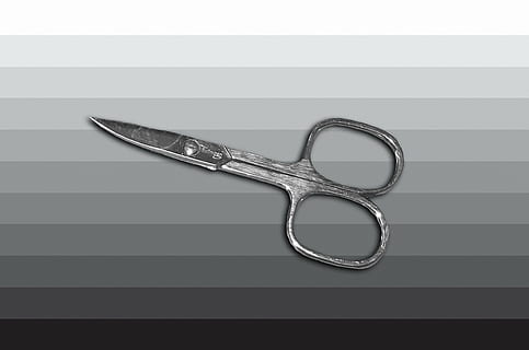 Nagelschere, Schere, Werkzeug, Metall, Schnitt, einzelnes Objekt, drinnen, keine Leute, Studioaufnahme, Scharf, silberfarben, Haushaltsausstattung, Stillleben, ausgeschnitten, stehlen, Arbeitsgerät, rostfreier Stahl, Silber - Metall, Nahansicht, glänzend, Ausrüstung, weißer Hintergrund, Schneiden, persönliches Accessoire, Legierung, 4K, CC0, gemeinfrei, lizenzfrei