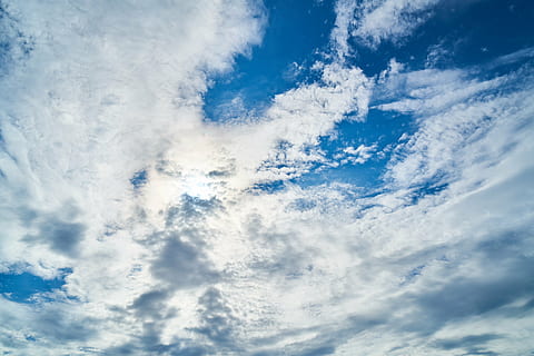 photo, white, clouds, cloud, light, landscape, reverse light, blue, nature, peace, summer, reflection, season, space, sky, abstract, background, texture, white clouds, backgrounds, cloud - sky, cloudscape, sky only, weather, beauty in nature, scenics, dramatic sky, environment, scenics - nature, atmosphere, wind, white color, overcast, moody sky, no people, outdoors, idyllic, meteorology, freedom, bright, climate, abstract backgrounds, clean, 8K, CC0, public domain, royalty free