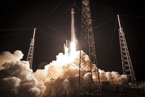 Rocketship, การยิง, ยามค่ำคืน, การเปิดตัวจรวด, กลางคืน, นับถอยหลัง, สปา, การบินขึ้น, เปิด, เปลวไฟ, แรงขับ, ช่องว่าง, จรวด, ความเร็ว, พาหนะ, ขีปนาวุธ, เครื่องยนต์จรวด, การขนส่ง, ขนส่ง, ยานอวกาศ, อำนาจ, การบิน, เชื้อเพลิง, แหลมคานาเวอรัล, ยิงจรวดขีปนาวุธ, การบินและอวกาศ, การค้นพบ, ท้องฟ้า, เทคโนโลยี, ไม่มีคน, เมฆ - ท้องฟ้า, สถาปัตยกรรม, โครงสร้างที่สร้างขึ้น, การผลิตเชื้อเพลิงและพลังงาน, ธรรมชาติ, อุตสาหกรรม, มลพิษทางอากาศ, ส่องสว่าง, ควัน - โครงสร้างทางกายภาพ, ภายนอกอาคาร, กลางแจ้ง, สัมพันธ์, ปัญหาสิ่งแวดล้อม, มลพิษ, ธุรกิจ, สูง - สูง, แหล่งจ่ายไฟ, 2K, CC0, โดเมนสาธารณะ, ค่าลิขสิทธิ์ฟรี