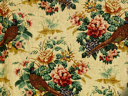 cerca de la foto, multicolor, floral, textil, cortina, beige, ventana, planta floreciendo, flor, nadie, planta, patrón floral, adentro, modelo, fotograma completo, vista de alto ángulo, multi color, antecedentes, naturaleza, de cerca, belleza en la naturaleza, frescura, día, mesa, directamente arriba, pared - característica de la construcción, cabeza de flor, arreglo floral, ramo de flores, suelo de baldosas, 2K, CC0, dominio público, libre de derechos