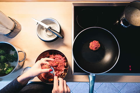 ground beef burger meat, Frying, ground beef, burger, meat, cooking, hands, home, kitchen, kitchenware, top view, food, domestic Kitchen, people, women, meal, preparation, one Person, cooking Pan, dinner, stove, only women, adults only, one woman only, food and drink, real people, human hand, kitchen utensil, human body part, hand, holding, indoors, freshness, high angle view, lifestyles, personal perspective, body part, eating utensil, preparing food, frying pan, finger, 5K