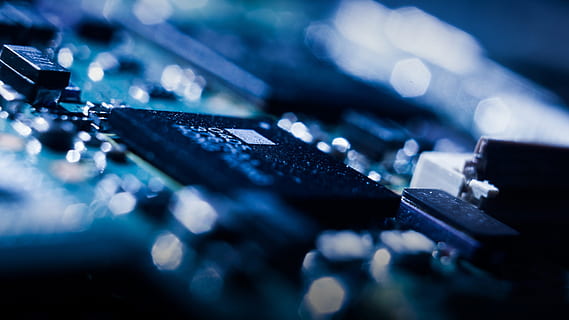 bokeh φως, ηλεκτρική ενέργεια, ΗΛΕΚΤΡΟΝΙΚΑ ΕΙΔΗ, υπολογιστή, επεξεργαστή, ενσωματωμένο κύκλωμα, τεχνολογία, ηλεκτρονική πλακέτα, επιλεκτική εστίαση, ηλεκτρονική βιομηχανία, γκρο πλαν, τσιπ υπολογιστή, εξοπλισμό υπολογιστών, βιομηχανία, χωρίς κόσμο, σύνδεση, μπλε, εντός κτίριου, επικοινωνία, μέρος υπολογιστή, εξοπλισμός, μητρική πλακέτα, ακραία close-up, περίπλοκο, επιστήμη, ηλεκτρικό στοιχείο, ΕΠΕΞΕΡΓΑΣΤΗΣ, ηλεκτρολογικός εξοπλισμός, παγκόσμιες επικοινωνίες, 4K, CC0, δημόσιος τομέαςα, χωρίς δικαιώματαe