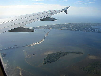 flyve, fly, himmel, ocean, vand, ø, bro, båd, skyer, ferie, luftfartøj, luftfoto, flyvinger, flyvende, transportmidler, transportform, rejse, miljø, natur, sky - himmel, landskab, Midt i luften, ingen mennesker, dag, bevægelse, hav, udendørs, 720P, CC0, offentligt domæne, royaltyfrie