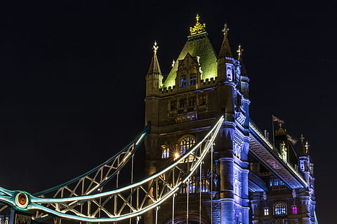 Disparo, famoso, Londres., capturado, canon 6d, 6d, Noche, puente de la Torre, Río Támesis, Londres, imagen, dslr, arquitectura, puente, Londres, Inglaterra, Inglaterra, Reino Unido, lugar famoso, torre, ciudades capitales, Europa, puente levadizo, iluminado, puente - estructura hecha por el hombre, río, destinos de viaje, turismo, estructura construida, exterior del edificio, ciudad, viaje, conexión, nadie, naturaleza, transporte, edificio, el pasado, cielo, florido, la vida nocturna, 4K, CC0, dominio público, libre de derechos