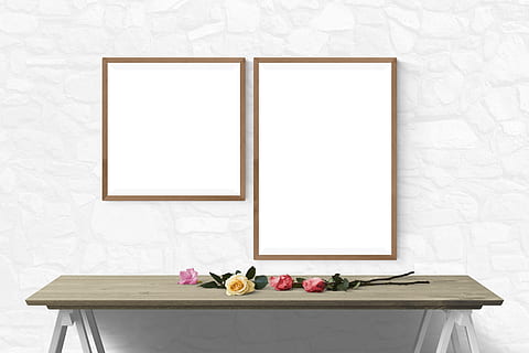 deux, marron, en bois, cadres photo, de face, console, table, affiche, maquette, mur, moquer, image, intérieur, Cadre, fleur, espace de copie, plante à fleurs, personne, construction de murs, blanc, à l'intérieur, couleur blanche, peindre, bois - matériau, peintures, art et Artisanat, plante, vide, chambre domestique, vase, la nature, 5K, CC0, domaine public, libre de droits