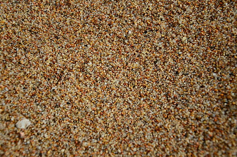 Sand, Hintergrund, Textur, trocken, der Hintergrund, lose, Streugut, Hintergründe, abstrakt, texturiert, Vollbild, Muster, Nahansicht, Strand, Land, keine Leute, High Angle View, Tag, Fülle, braun, Natur, Stein - Objekt, draußen, Stillleben, Essen und Trinken, Partikel, Rau, Kieselstein, Struktureffekt, 4K, CC0, gemeinfrei, lizenzfrei