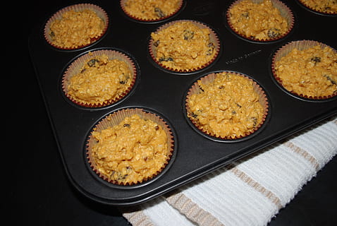 Muffins, Pumpkin, Baking, food and drink, food, indoors, baking sheet, no people, sweet food, freshness, dessert, muffin, sweet, baked, high angle view, close-up, studio shot, ready-to-eat, cake, cupcake, indulgence, tray, large group of objects, directly above, temptation, black background, snack, 4K, CC0, public domain, royalty free