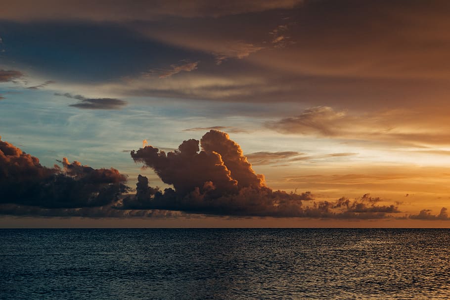 mare, zori de zi, natură, cer, cu iluminare din spate, plajă, nori, dramatic, amurg, seară, orizont, ocean, în aer liber, reflecţie, pitoresc, peisaj marin, furtună, apus de soare, apă, valuri, nor - cer, frumusețe în natură, scenice - natura, liniște, orizontul peste apă, o scenă liniștită, dramatic cer, idilic, nici o persoana, malul mării, de rău augur, 5K