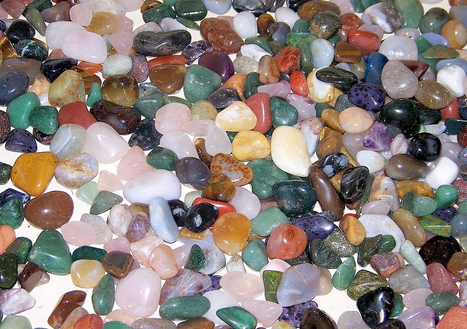 fons, naturalesa, objectes, encara, la vida, gemmes, pedres, colors, multicolor, pedres precioses, marc complet, gran grup d'objectes, cap gent, variació, elecció, gemma semi-preciosa, abundància, joieria, joia preciosa, vista d’angle alt, pedra - objecte, natura morta, sòlid, a l'interior, patró, col · lecció, cristall, còdols, accessori personal, 720P