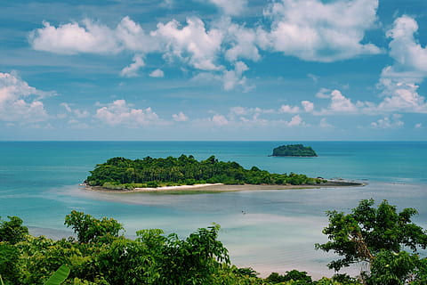 tree-covered islands, daytime, aerial, photo, island, trees, surrounded, ocean, tree, cloud, sky, blue, green, shore, clear, forest, jungle, sea, beach, paradise, tropical, water, scenics - nature, cloud - sky, beauty in nature, tranquil scene, horizon over water, tranquility, horizon, plant, nature, no people, land, idyllic, green color, day, outdoors, 5K, CC0, public domain, royalty free