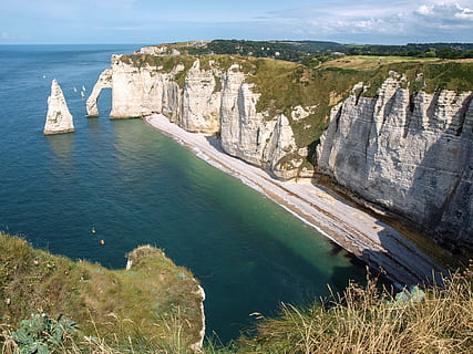 grå, canyon, legeme, vand, dagtimerne, klipper, klint, hvide klipper, strand, stejl, klippe, himmel, stenet, kyst, atlantic, kalksten, Frankrig, Normandiet, hav, scenics - natur, rock formation, skønhed i naturen, rock-objekt, natur, solid, ro, dag, rolig scene, jord, ingen mennesker, bjerg, plante, ikke-urbane scene, udendørs, horisont over vand, formation, eroderet, 2K, CC0, offentligt domæne, royaltyfrie