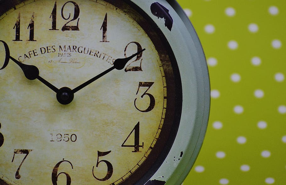 orologio, antico, vecchio, tempo di, tempo, quadrante, pointer, tempo che indica, comporre, numero, avvicinamento, nessuno, lancetta dell'orologio, strumento del tempo, precisione, in casa, mano minuta, lancetta delle ore, modello, forma, comunicazione, cerchio, forma geometrica, testo, caratteristica della parete, orologio da parete, Vigilia di Capodanno, 5K