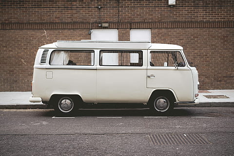 putih, mobil van, Abu-abu, beton, jalan, siang hari, van putih, jalan beton, kuno, mobil, bergaya retro, tua, angkutan, kendaraan darat, usang, di luar rumah, tidak ada orang, antik, klasik, moda transportasi, kendaraan darat komersial, eksterior bangunan, truk pickup, Arsitektur, kota, Kendaraan bermotor, perjalanan, struktur yang dibangun, parkir, hari, perlengkapan sekolah, 5K, CC0, domain publik, bebas royalti