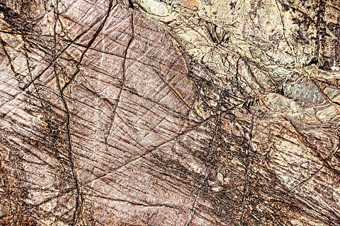 struttura, sfondo, pietra, modello, astratto, la zona, superficie, formato orizzontale, trama di sfondo, solco, intemperie, albero, fotogramma intero, sfondi, strutturato, nessuno, giorno, pianta, ruvido, natura, tronco, tronco d'albero, Marrone, avvicinamento, albero nudo, all'aperto, abbaiare, ramo, modello naturale, screpolato, pianta morta, anello degli alberi, 5K, CC0, dominio pubblico, privo di copyright