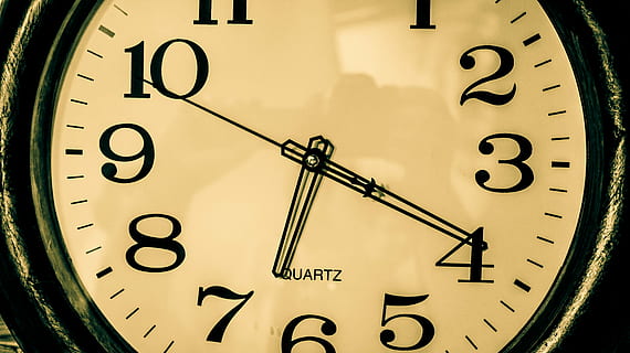 analog wall clock, 6:20 display, watch, time, alarm clock, pointers, time passing, monochrome, roman numerals, seconds, downtime, clock, clock Face, minute Hand, number, clock hand, instrument of time, no people, hour hand, close-up, deadline, accuracy, antique, single object, indoors, old, extreme close-up, day, wall clock, new year's eve, 5K, CC0, public domain, royalty free