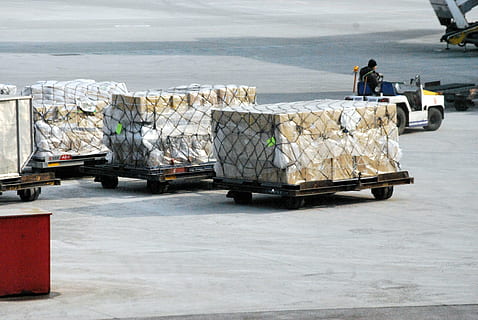wooden, pallet trolley, carrying, boxes, freight, package, cargo, air, shipping, delivery, transportation, cardboard, distribution, warehouse, container, service, transport, industry, parcel, storage, logistics, delivering, merchandise, export, industrial, courier, order, pallet, stock, commercial, import, goods, economy, stack, business, large group of objects, abundance, day, people, road, in a row, mode of transportation, occupation, garbage, outdoors, incidental people, recycling, nature, men, freight transportation, 4K, CC0, public domain, royalty free