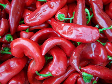 pepper, rød, grønnsaker, grønnsak, mat, krydder, friskhet, varme - temperatur, pepper - grønnsak, organisk, chili pepper, bakgrunn, mat og Drikke, marked, full ramme, stor gruppe gjenstander, overflod, til salgs, detaljhandel, ingen folk, spise sunt, stilleben, velvære, nærbilde, rød chili pepper, moden, 2K, CC0, offentlig domene, opphavsrett gratis