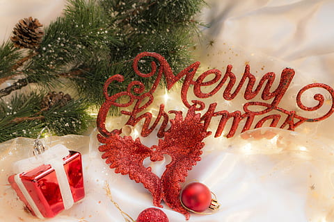 Natale, luce, luci, inferno, blu, buio, rosso, Festival, festivo, romantico, bene, morbido, amore, famiglia, famiglia veloce, cuore, benvenuto, bianca, lampada, lampade, uomo, Babbo Natale, Santa, celebrazione, testo, decorazione, vacanza, sceneggiatura occidentale, candela, decorazione natalizia, in casa, cibo, cibo e bevande, evento, cibo dolce, nessuno, comunicazione, vacanza - evento, albero di Natale, natura morta, avvicinamento, ornamento di Natale, tentazione, torta di Natale, 5K, CC0, dominio pubblico, privo di copyright