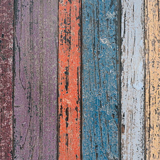 marc de fusta multicolor, resum, antiguitat, teló de fons, fons, banner, pissarra, marró, edifici, fusteria, primer pla, color, fosc, decoració, decoratiu, disseny, sec, pis, gra, grunge, fusta dura, casa, interior, fusta, macro, material, natural, naturalesa, roure, material de fusta, textura, marc complet, resistent, cap gent, dia, a l'aire lliure, patró, vell, metall, tauler, rovellat, espatllat, arquitectura, deteriorament, aixafar, declivi, aspre, ferro, 2K, CC0, domini públic, lliure de regalies