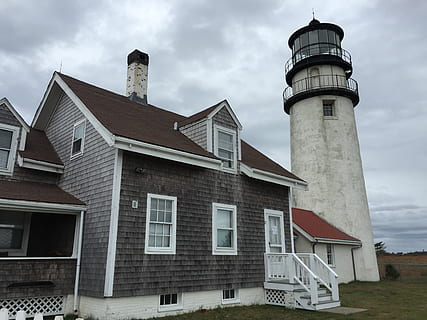 kapecodas, massachusetts, usa, architektūra, pastato išorė, pastatyta struktūra, debesis - dangus, pastatas, dangus, pobūdį, nėra žmonių, bokštas, dieną, namas, žemas kampo vaizdas, lauke, Debesuota, vandens bokštas - saugykla, švyturys, langas, gyvenamasis rajonas, senas, 2K, CC0, Viešasis domenas, nemokamai