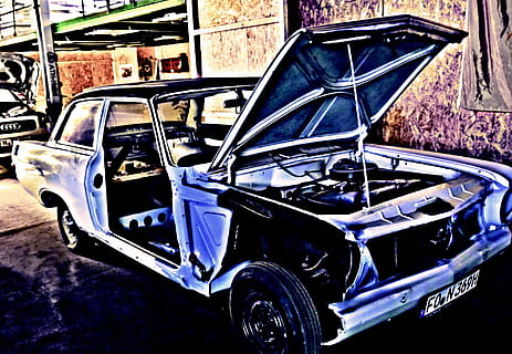 opel, disco, laboratorio, vecchi tempi, hdr, opel rekord, auto, mezzi di trasporto, danneggiato, blu, veicolo terrestre, nessuno, modo di trasporto, veicolo a motore, giorno, stazionario, in stile retrò, metallo, vecchio, all'aperto, città, architettura, viaggio, graffiti, macchina vintage, motociclo, ruota, box auto, 2K, CC0, dominio pubblico, privo di copyright