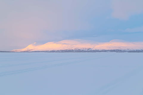 horisont, midten, is, bjerg, overskyet, dag, sne, dækket, klar, himmel, Sky, blå, over skyen, hvid, ro, skønhed i naturen, sky - himmel, scenics - natur, rolig scene, solnedgang, vinter, kold temperatur, ingen mennesker, natur, idyllisk, kopiere plads, ikke-urbane scene, hav, miljø, vand, udendørs, snedækket bjerg, 4K, CC0, offentligt domæne, royaltyfrie