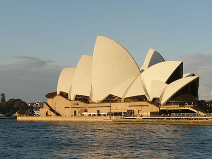 Sydney, Oper, Schale, die Architektur, Australien, Wasser, Gebäudehülle, Himmel, gebaute Struktur, Ufergegend, Stadt, Reiseziele, Natur, keine Leute, Tag, Reise, draußen, Kunst, Kultur und Unterhaltung, Meer, modern, Gebäude, 2K, CC0, gemeinfrei, lizenzfrei