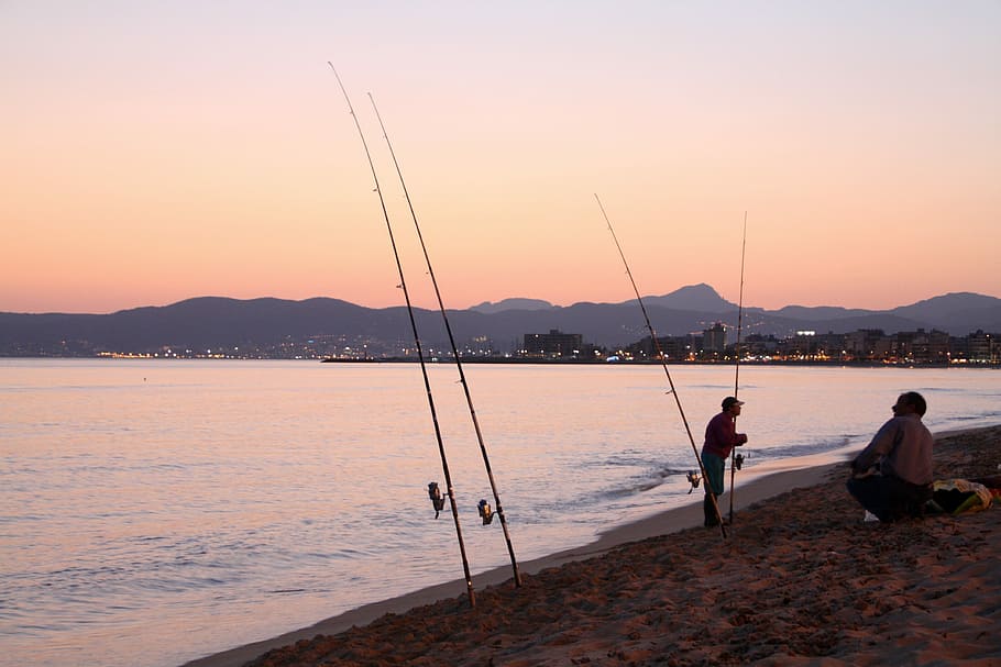 peix, mar, platja, tarda, abendstimmung, Fischer, aigua, cel, posta de sol, terra, bellesa a la natura, escenics - natura, naturalesa, persones reals, dues persones, homes, vaixell nàutic, estils de vida, activitat d'oci, tranquil·litat, transport, gent, idíl·lic, a l'aire lliure, veler, 4K