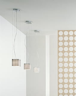 belysning, suspensioner, moderne, murbygningsfunktion, indendørs, hængende, belysningsudstyr, ingen mennesker, elektricitet, hjem interiør, hvid farve, kopiere plads, enkelhed, arkitektur, bygget struktur, lys pære, hjem, hjemlige værelse, bruser, teknologi, elektrisk lampe, loft, hjemme forbedring, 2K, CC0, offentligt domæne, royaltyfrie