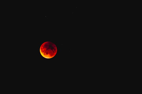 full, red, blood moon, moon, sky, dark, creepy, astronomy, no people, night, scenics, beauty in nature, outdoors, space, nature, natural phenomenon, copy space, full moon, scenics - nature, idyllic, tranquil scene, tranquility, circle, geometric shape, eclipse, astrology, planetary moon, space and astronomy, 2K, CC0, public domain, royalty free