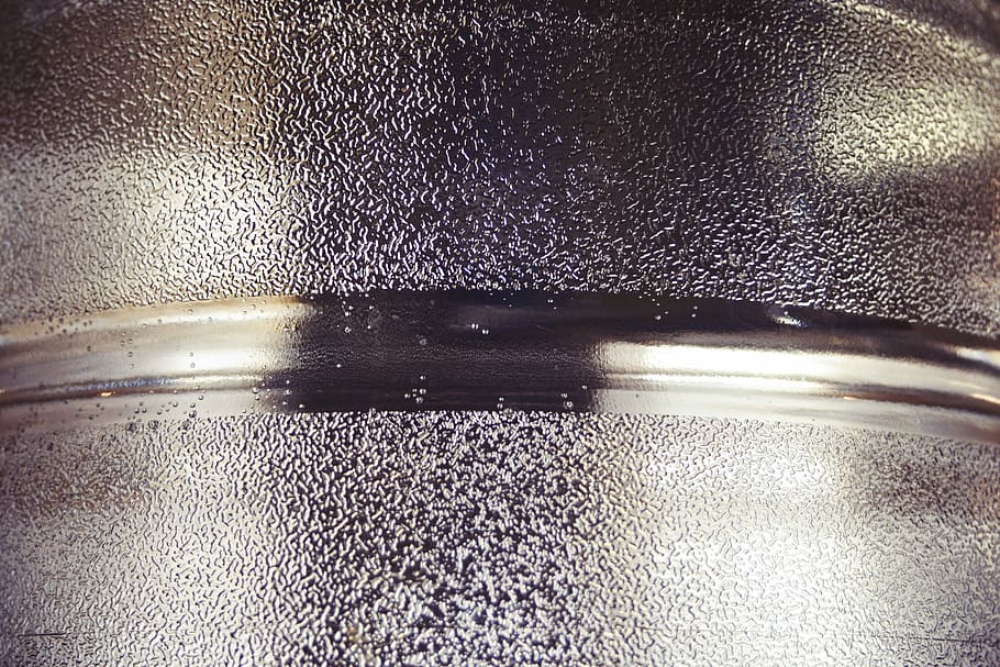 metall, textura, reflexió, crom, metàl·lic, acer, inoxidable, plata, brillant, rodó, polit, titani, aliatge, fons, tirar, aigua, cap gent, primer pla, a l'interior, menjar i beguda, refresc, marc complet, beure, humit, menjar, frescor, patró, transparent, vidre - material, vidre, moviment, puresa, 5K