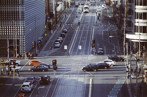 vozidlo, cestování, budov, během dne, průsečík, melbourne, cbd, doprava, ulice, město, tramvaj, stopy, infrastruktura, podnikání, vozy, cestovat, architektura, provoz, victoria, Austrálie, městský, chodců, cyklistika, cesty, otáčení, přeprava, vysoký úhel pohledu, auto, silnice, městský život, den, letecký pohled, motorové vozidlo, způsob dopravy, pozemního vozidla, dopravní značení, stavba, označení, exteriér budovy, symbol, pohyb, podepsat, venku, moderní, panoráma města, 4K, CC0, veřejná doména, bez autorských práv