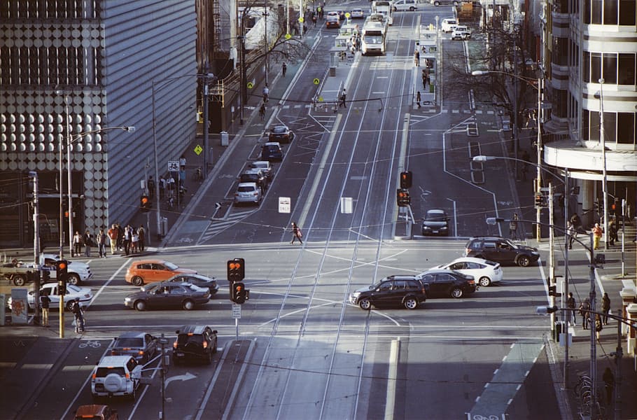 vozidlo, cestování, budov, během dne, průsečík, melbourne, cbd, doprava, ulice, město, tramvaj, stopy, infrastruktura, podnikání, vozy, cestovat, architektura, provoz, victoria, Austrálie, městský, chodců, cyklistika, cesty, otáčení, přeprava, vysoký úhel pohledu, auto, silnice, městský život, den, letecký pohled, motorové vozidlo, způsob dopravy, pozemního vozidla, dopravní značení, stavba, označení, exteriér budovy, symbol, pohyb, podepsat, venku, moderní, panoráma města, 4K