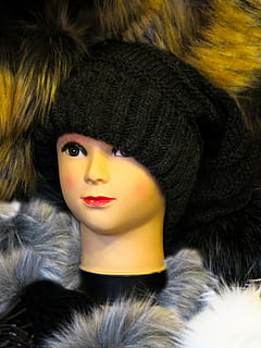 model, nina, cap, cara, tapa, ulls, venda, decoració, deco, dones, moda, pell, bellesa, hivern, elegància, bonic, rostre humà, roba, femelles, una persona, roba calenta, barret, retrat, tirada al cap, vista frontal, adult jove, a l'interior, dona guapa, adult, estils de vida, abric de pell, activitat d'oci, dones joves, persones reals, barret de pell, pentinat, bufanda, 4K, CC0, domini públic, lliure de regalies