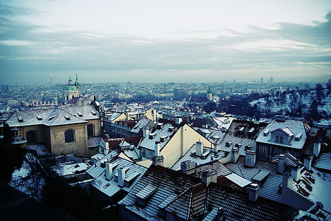 stadslandschap, stad, landschap, stadsgezicht, architectuur, dak, stedelijke scène, Europa, Bekende plek, stad-, kerk, stedelijke skyline, kathedraal, buitenkant van het gebouw, ingebouwde structuur, oud, culturen, geschiedenis, luchtfoto, hemel, Praag, hoge hoekmening, gebouw, druk, woonwijk, natuur, dag, reisbestemmingen, geloof, toren, religie, gebedsruimte, torenspits, 2K, CC0, publiek domein, royaltyvrij