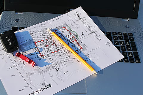 kat planı, dizüstü bilgisayar, İnşaat planı, dizüstü, ziyaret etmek, yer, plan, teknoloji, taslak, kâğıt, içeriye, tablo, bilgisayar, yüksek açılı görünüş, planlama, inşaat sektörü, iş, belge, insansız, sanayi, bağ, natürmort, iletişim, diyagram, büro, tuş takımı, elektrikli ekipman, 5K, CC0, kamu malı, telif ücretsiz