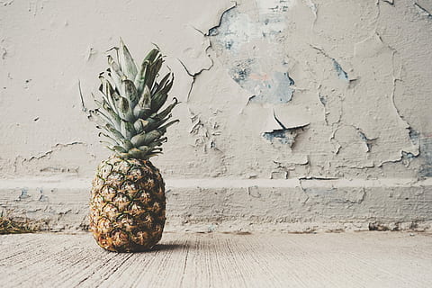rustique pineapple, pineapple, fruit, rustique, tropic, food, freshness, no People, food And Drink, indoors, vase, table, domestic room, wall - building feature, healthy eating, tropical fruit, wood - material, plant, wellbeing, textured, wall, single object, nature, architecture, 5K