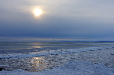 seashore during sunset, ocean, sunrise, wave, forward, surf, sunset, seascape, sea, beach, sky, sand, summer, clouds, dawn, the glare, coast, morning, beauty in nature, scenics - nature, tranquil scene, tranquility, water, idyllic, no people, nature, non-urban scene, winter, cold temperature, cloud - sky, horizon, sun, land, horizon over water, salt flat, 1080P, CC0, public domain, royalty free