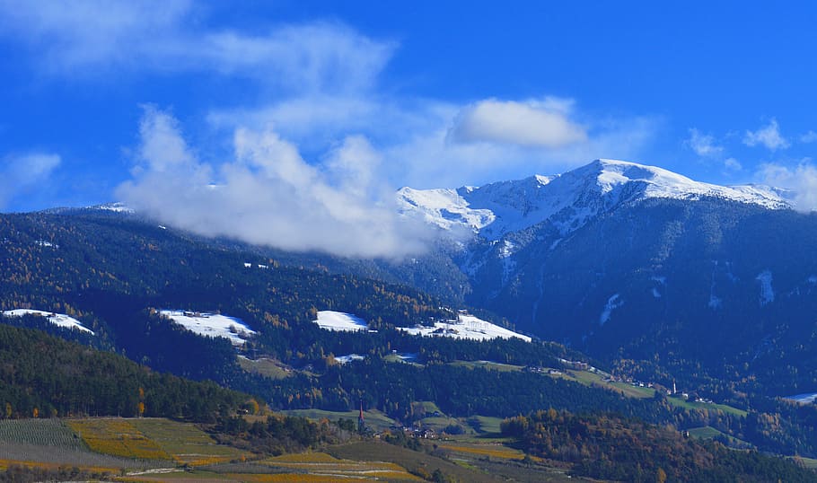 Berge, Berg, alpin, Schnee, Wolken, Berglandschaft, Südtirol, sonnig, Gipfel, plose, Dolomiten, Natur, Winterschlag, bergwelt südtirol, Panorama, Italien, Landschaft, Bergwelt, Szenen - Natur, Umgebung, kalte Temperatur, Schönheit in der Natur, Winter, Gebirge, Himmel, Land, wolke - himmel, schneebedeckter Berg, Blau, keine Leute, Wald, ruhige Szene, Ruhe, Kiefer, Kiefernwald, draußen, Nadelbaum, 5K