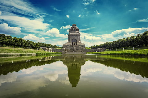 reflexió, llac, aigües, riu, cel, viatjar, bassal, paisatge, panorama, arquitectura, la llum del dia, estiu, parc, herba, naturalesa, turisme, Leipzig, völkerschlachtdenkmal, aigua, núvol - cel, història, estructura construïda, planta, destinacions de viatge, davant del mar, el passat, lloc de culte, religió, dia, arbre, cap gent, 1080P, CC0, domini públic, lliure de regalies