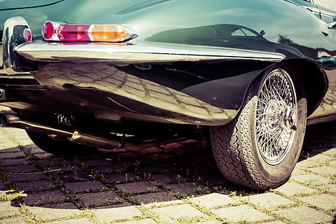 oldtimer, auto, køretøj, klassisk, gammel, PKW, krom, baglygte, bag-, kofanger, baglygter, tank, bagagerum, jaguar, e type, f type, sjældenhed, Youngtimer, luksus, coupe, to sæder, bil, transportmidler, land køretøj, udendørs, transportform, ingen mennesker, sportsvogn, gammeldags, retro stylet, dæk, tæt på, motor køretøj, dag, hjul, stationær, beskadiget, forladt, metal, gade, meddelelse, natur, vintage bil, by, ødelagt, 5K, CC0, offentligt domæne, royaltyfrie