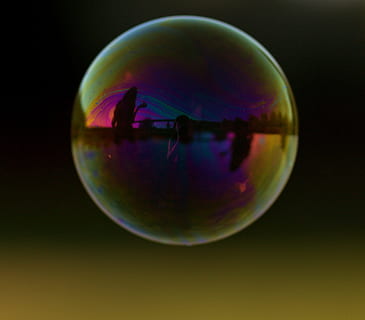 silueta, persona, cos, aigua, efecte de bombolla, bombolles, sabó, coloració, globus, multicolor, reflexió, tir de l'estudi, esfera, bombolla, sabó sud, cap gent, naturalesa, fons negre, transparent, fragilitat, arc de Sant Martí, primer pla, a l'aire, a l'interior, vulnerabilitat, brillant, fons de colors, sol objecte, espectre, lleuger, 1080P, CC0, domini públic, lliure de regalies