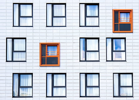 fotografia di vetri da costruzione, facciata, finestre, costruzione, architettura, esterno, parete, Casa, urbano, moderno, davanti, bicchiere, Residenziale, struttura, contemporaneo, finestra, esterno dell'edificio, struttura costruita, vetro - materiale, fotogramma intero, nessuno, città, giorno, sfondi, sicurezza, quartiere residenziale, all'aperto, Colore bianco, riflessione, blu, comunicazione, 4K, CC0, dominio pubblico, privo di copyright